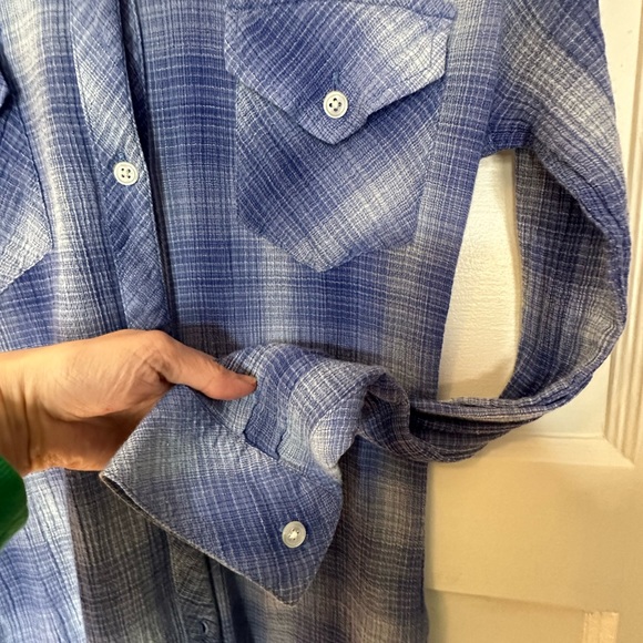 RAILS Blue Cotton Gauze Button Down Top - Picture 12 of 16